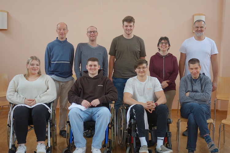 Teilnehmer am Rollstuhltraining